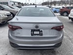 2023 Volkswagen Jetta SE Auto