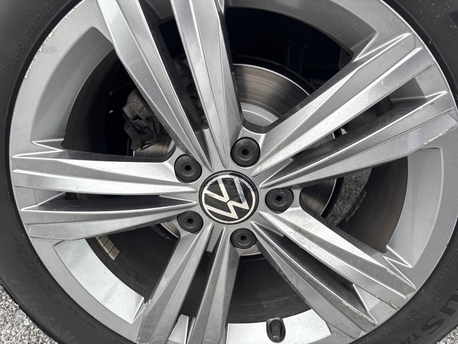 2023 Volkswagen Jetta SE Auto