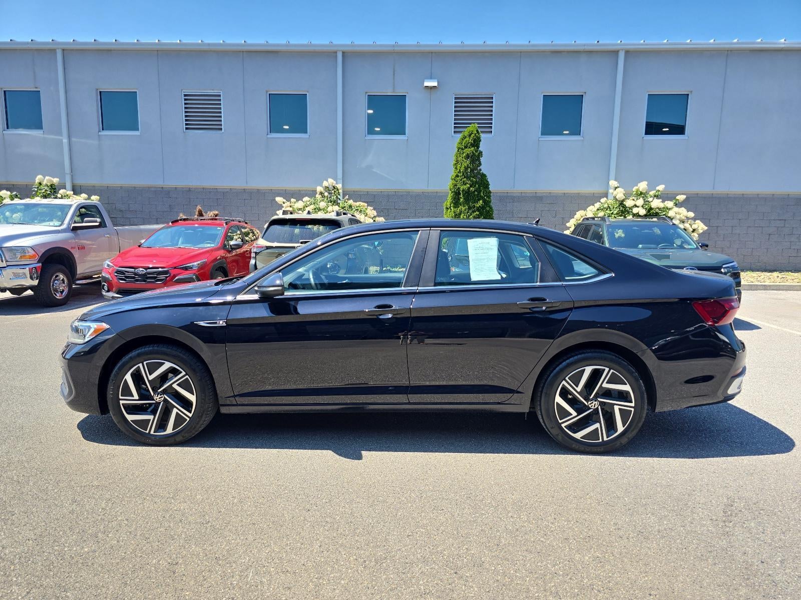 2023 Volkswagen Jetta SEL Auto