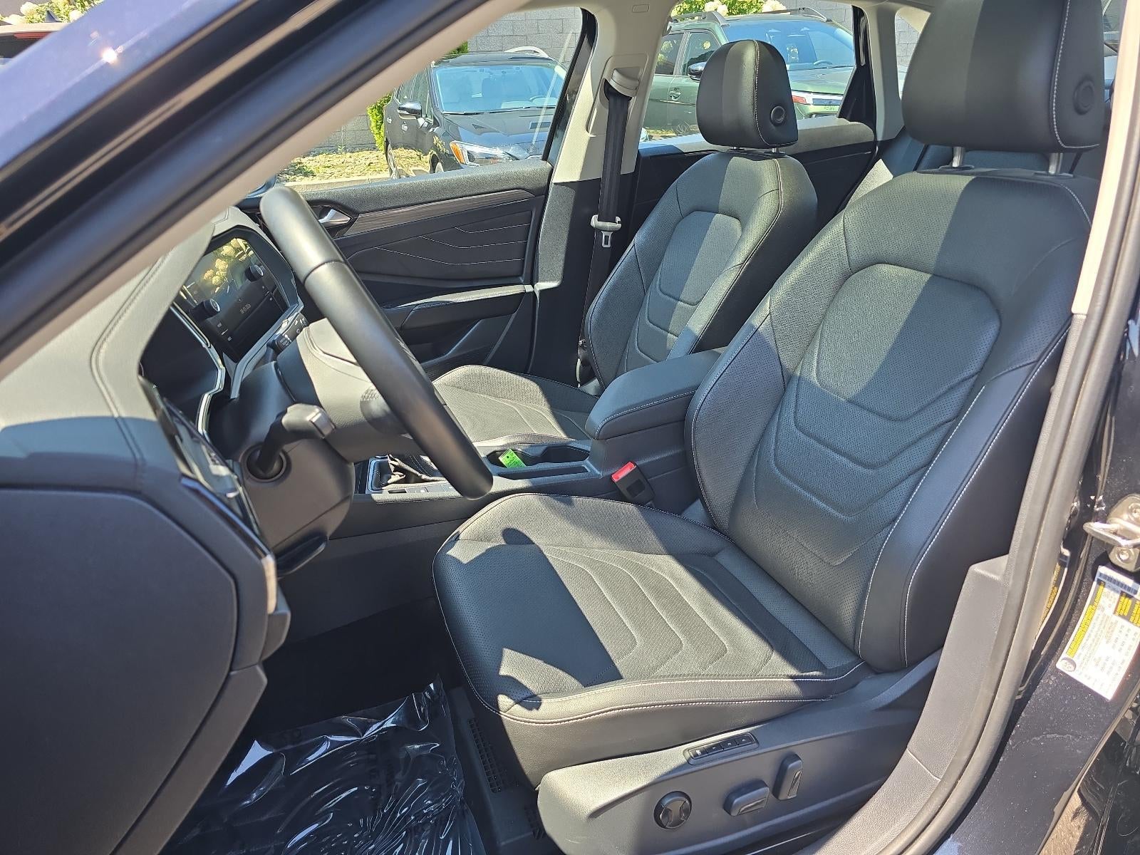 2023 Volkswagen Jetta SEL Auto