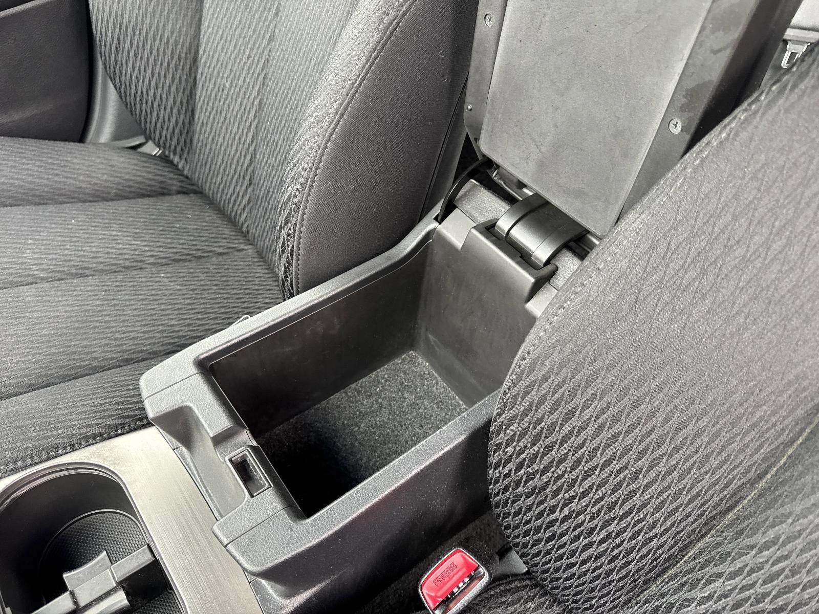 2010 Subaru Legacy 2.5i Automatic Premium All-Weather w/Power Moonroof