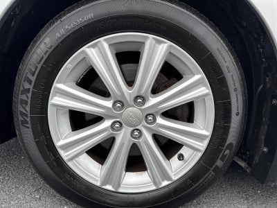 2010 Subaru Legacy 2.5i Automatic Premium All-Weather w/Power Moonroof