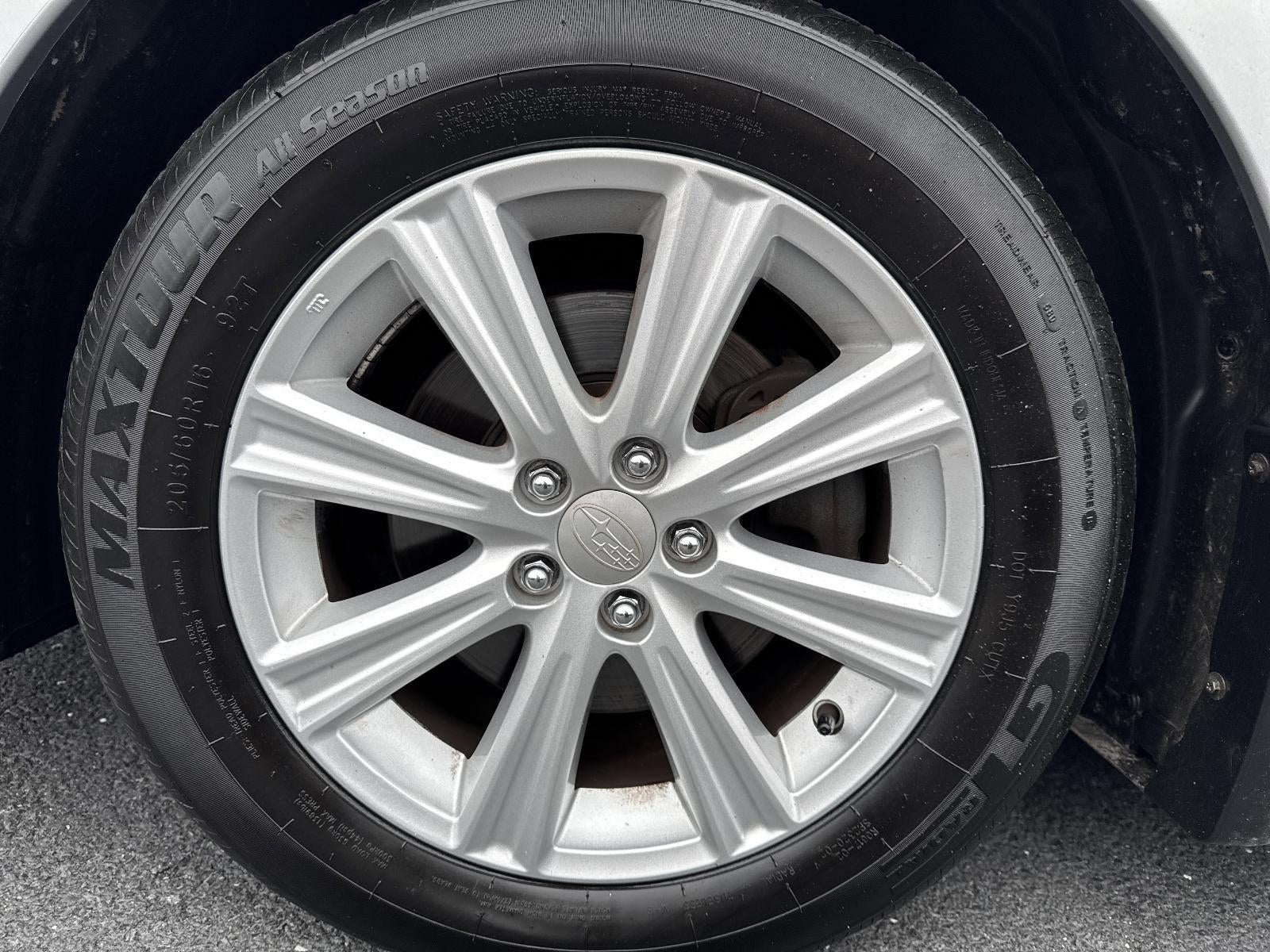 2010 Subaru Legacy 2.5i Automatic Premium All-Weather w/Power Moonroof