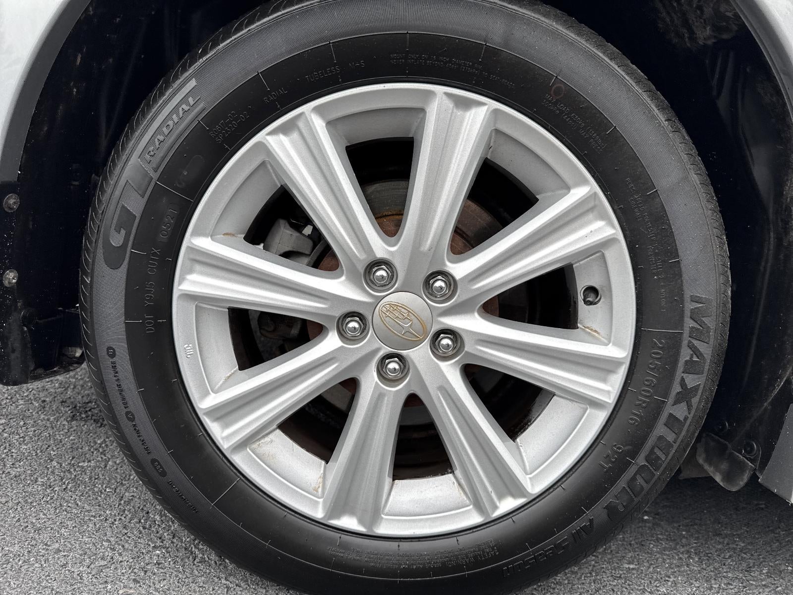 2010 Subaru Legacy 2.5i Automatic Premium All-Weather w/Power Moonroof