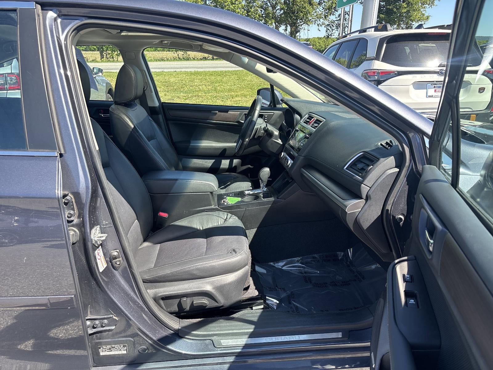 2017 Subaru Legacy 3.6R Limited