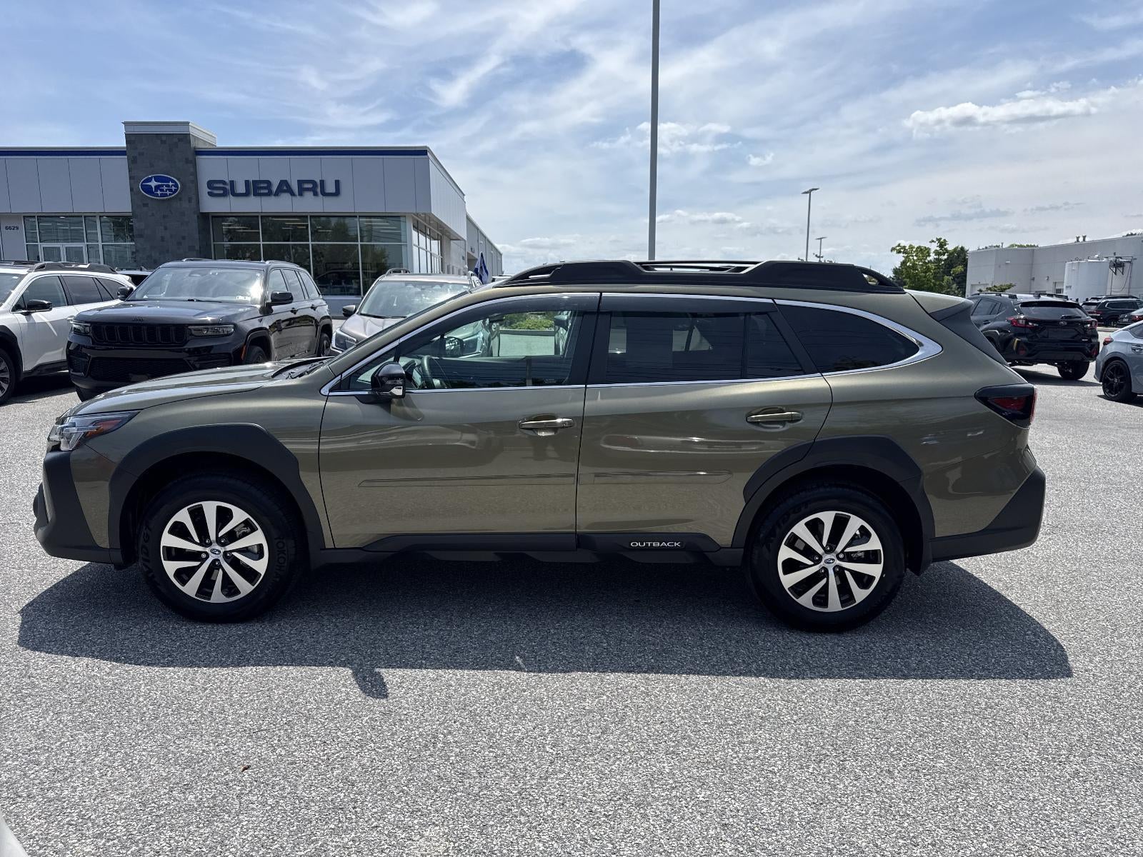 2025 Subaru Outback Premium AWD