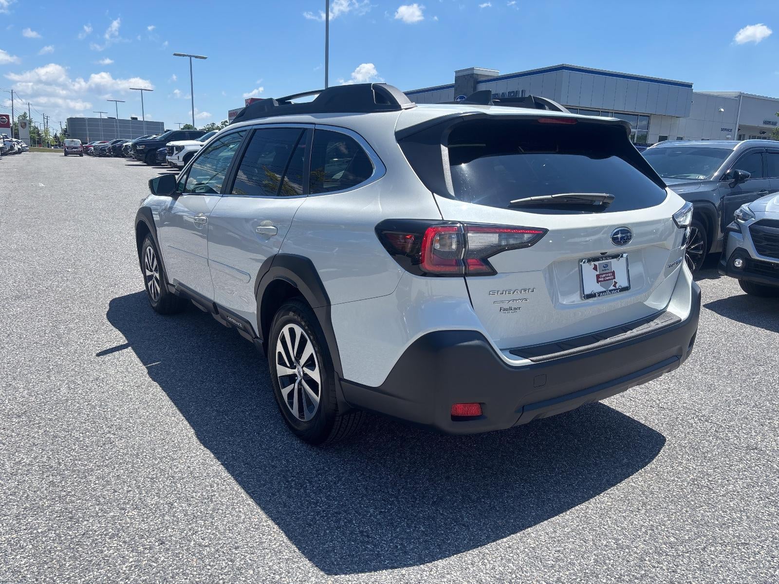2025 Subaru Outback Premium AWD