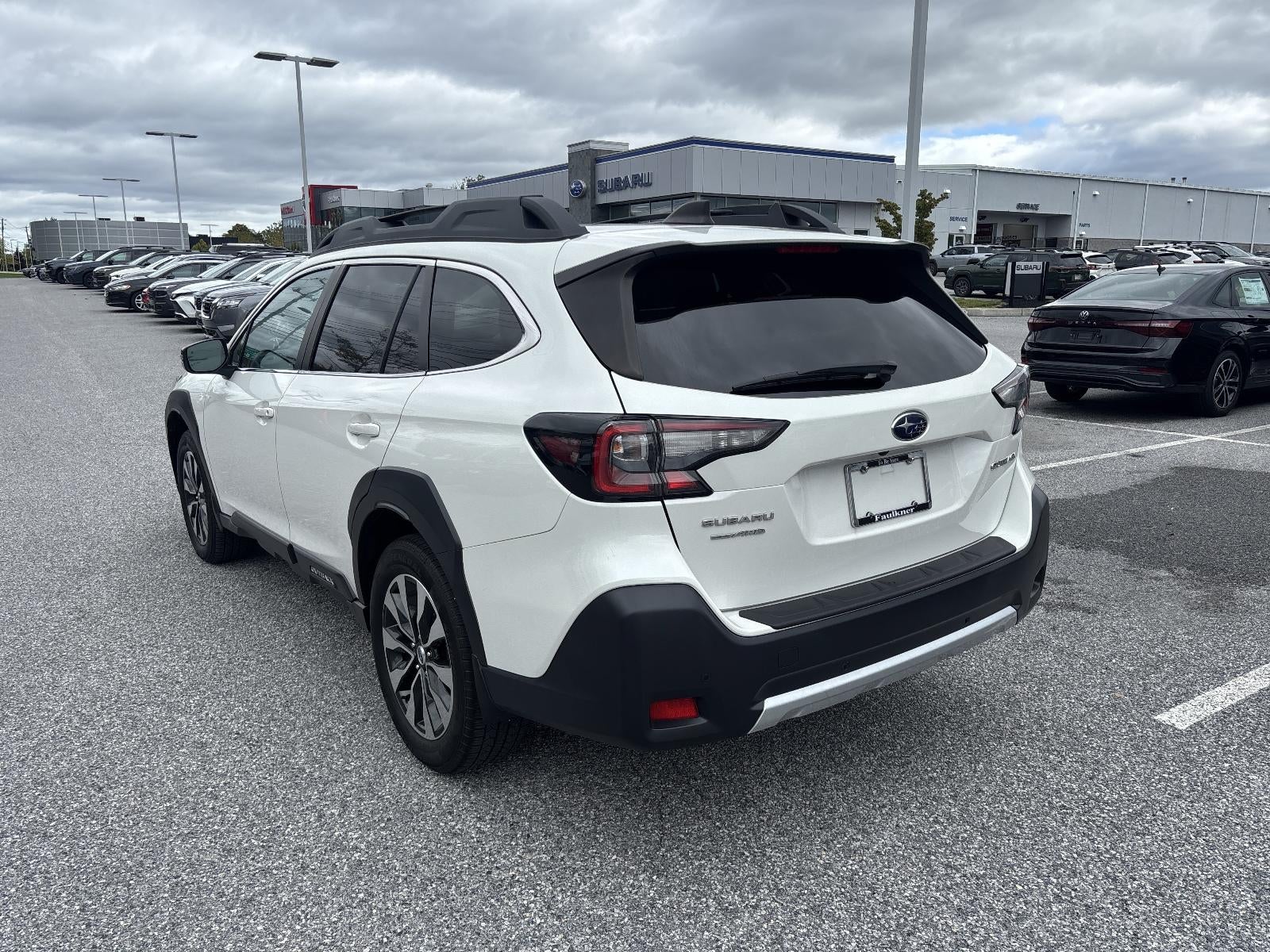 2023 Subaru Outback Limited CVT