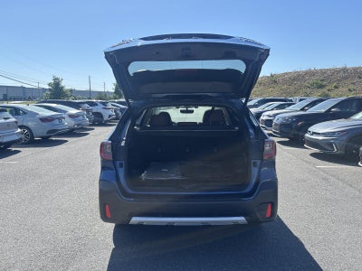 2022 Subaru Outback Touring CVT