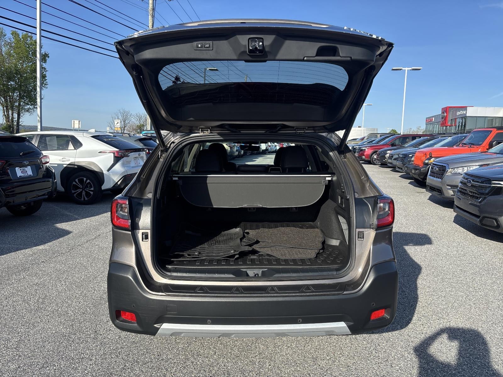 2023 Subaru Outback Limited XT CVT