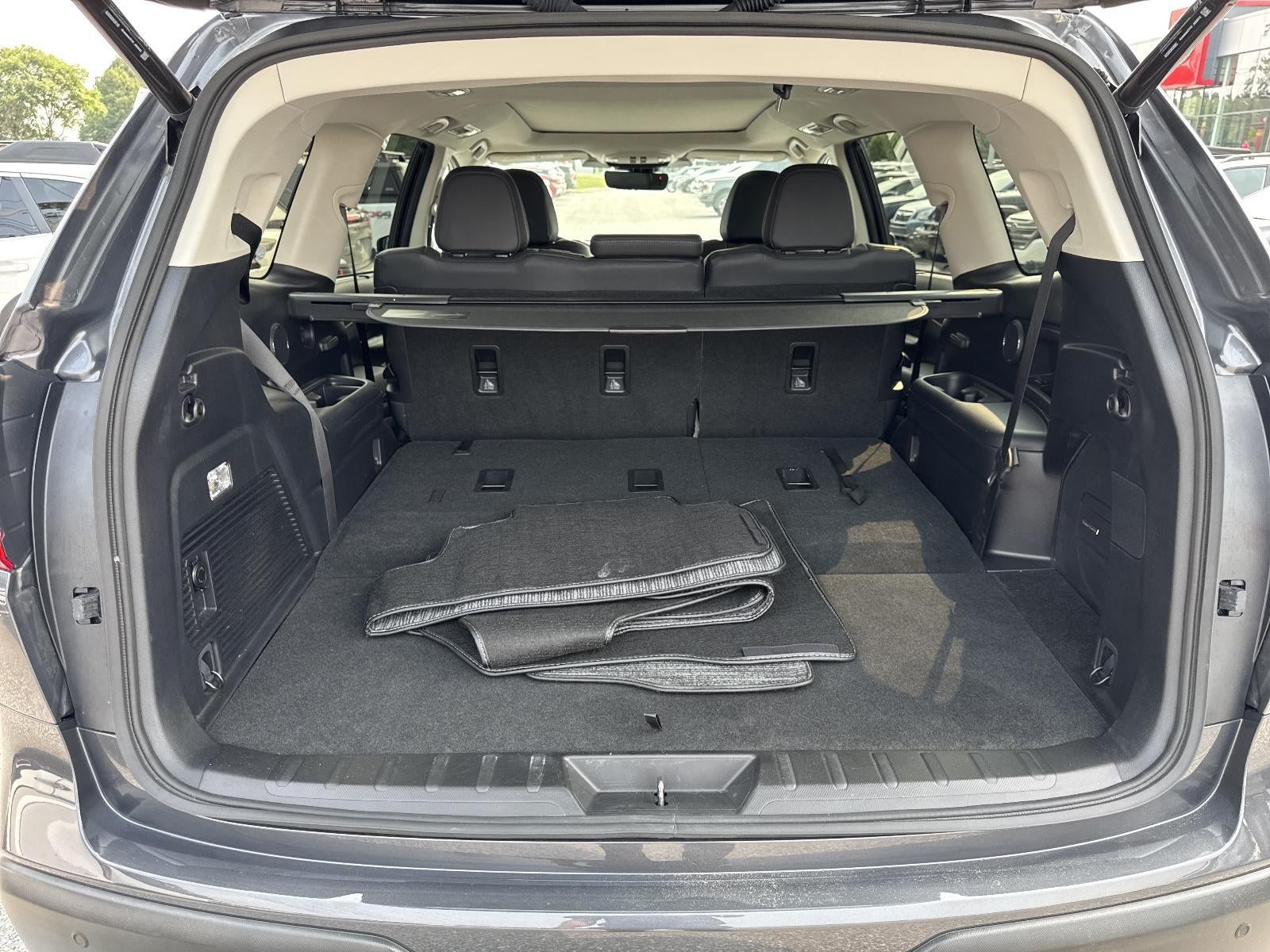 2023 Subaru Ascent Limited 8-Passenger
