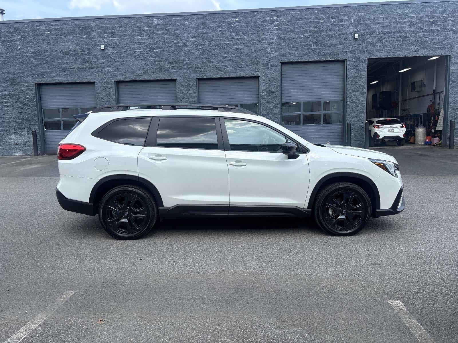 2025 Subaru Ascent Onyx Edition Touring 7-Passenger