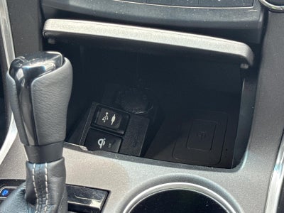 2017 Toyota Camry SE Auto (SE)