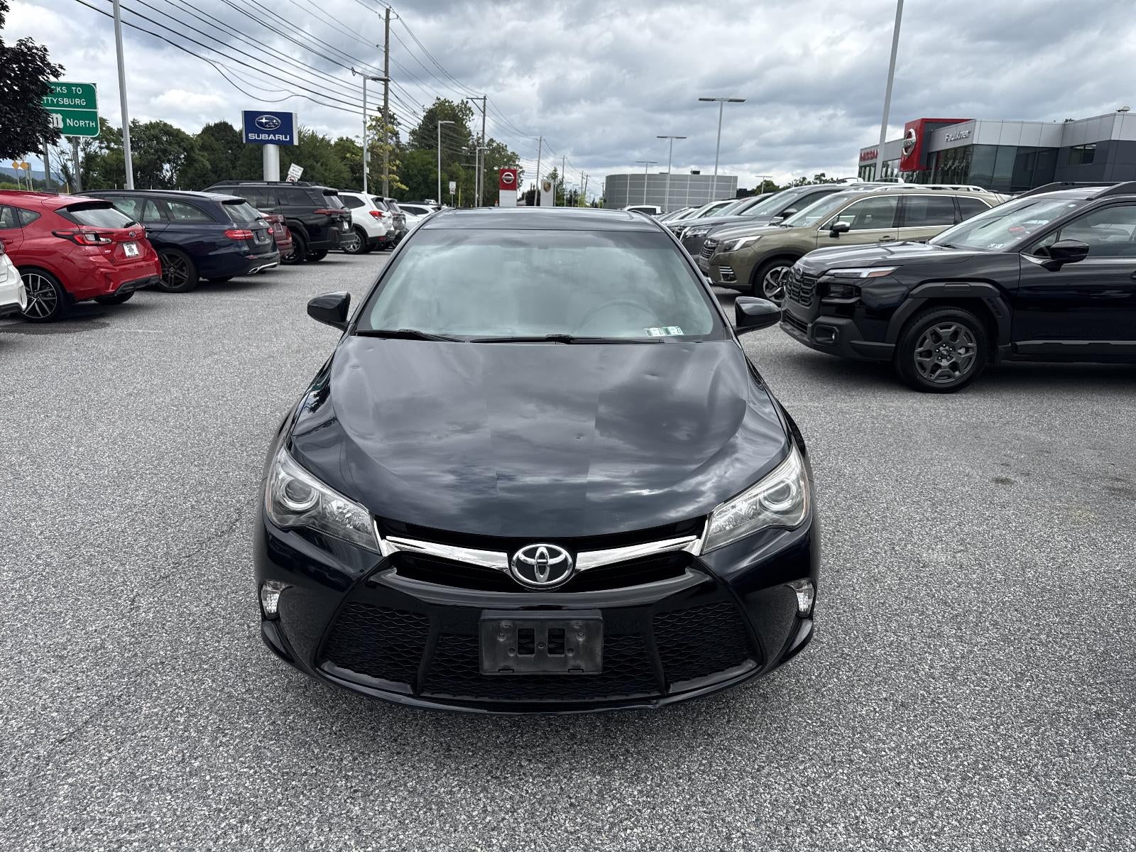 2017 Toyota Camry SE Auto (SE)