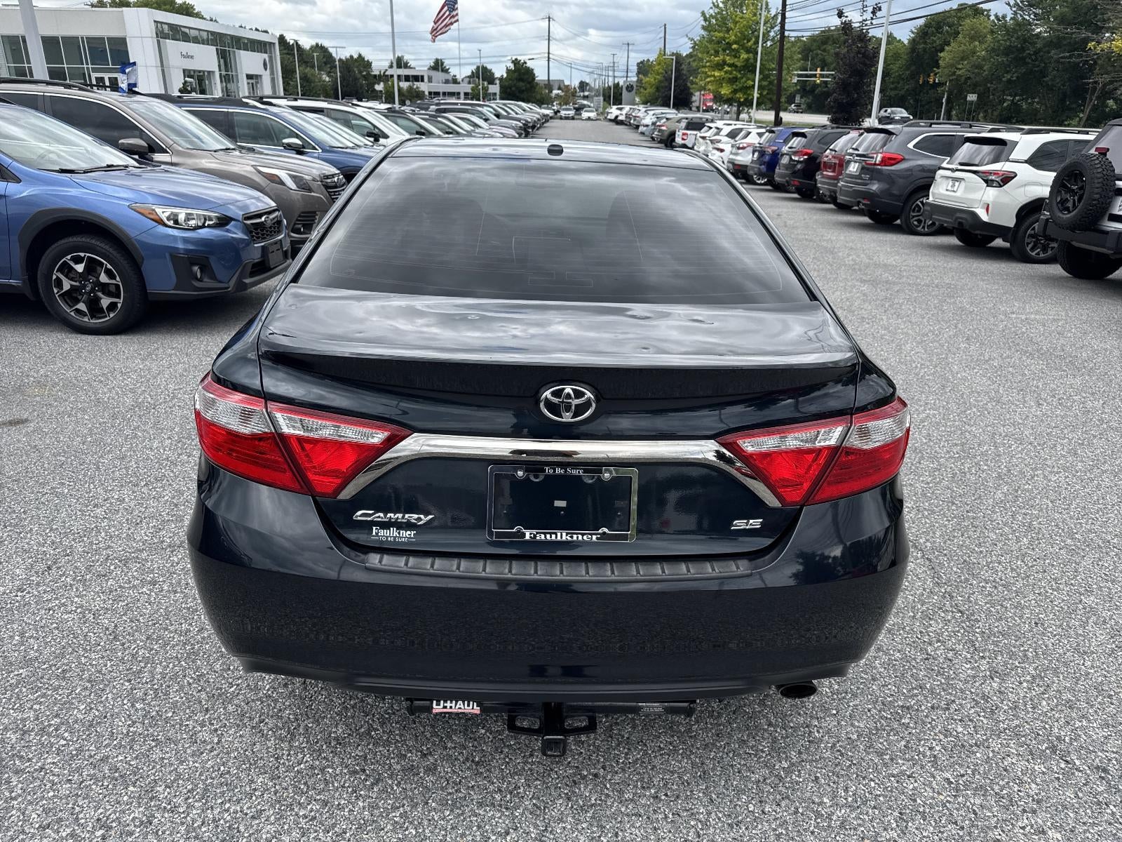 2017 Toyota Camry SE Auto (SE)