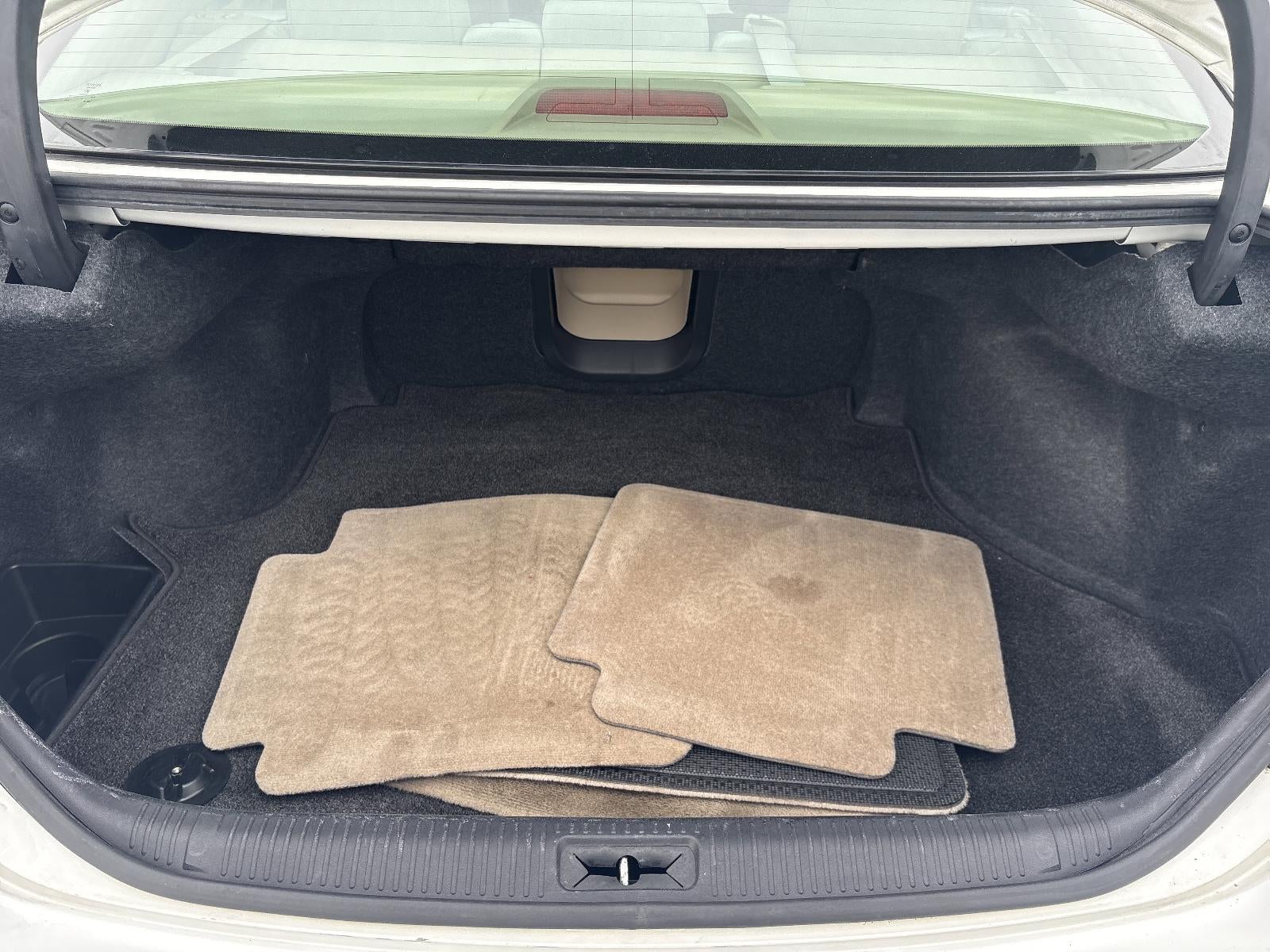 2010 Toyota Avalon 4dr Sdn XL (Natl)