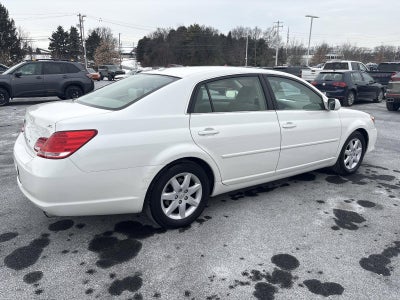 2010 Toyota Avalon 4dr Sdn XL (Natl)