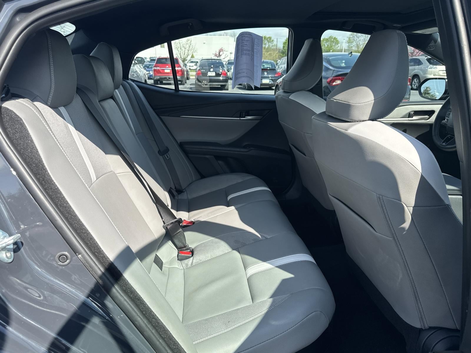 2025 Toyota Camry SE (SE)