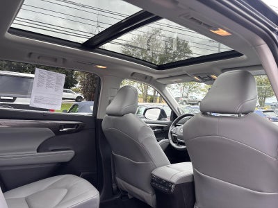 2021 Toyota Highlander Platinum AWD (Natl)