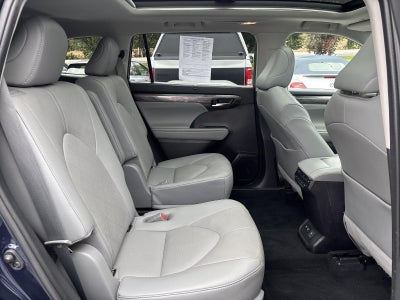 2021 Toyota Highlander Platinum AWD (Natl)