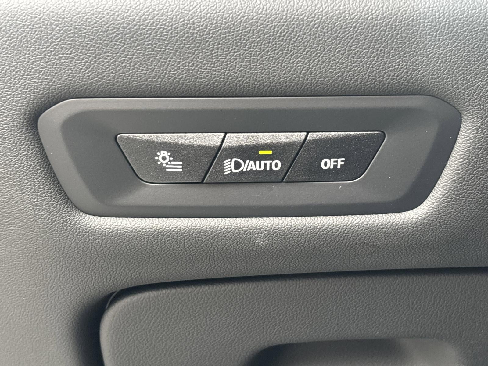 2025 BMW X5 xDrive40i Sports Activity Vehicle