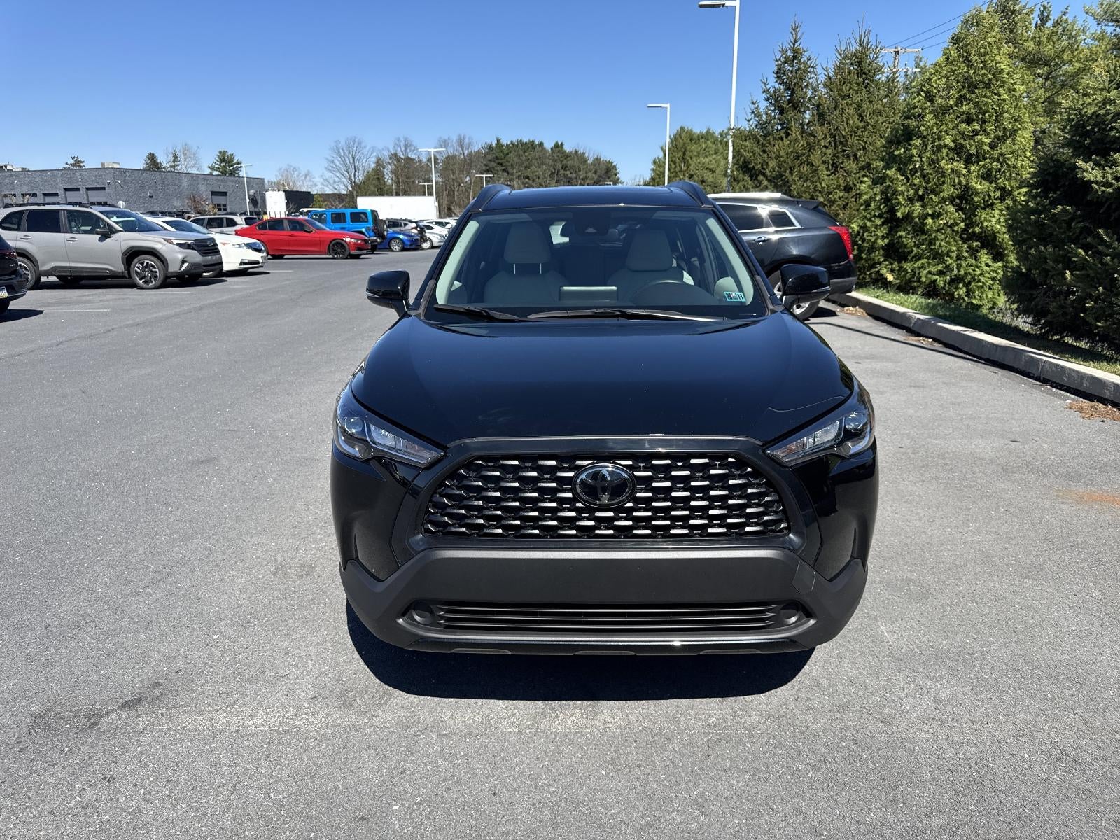 2022 Toyota Corolla Cross LE 4WD (Natl)