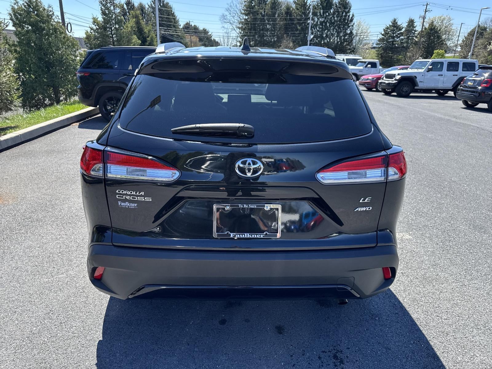 2022 Toyota Corolla Cross LE 4WD (Natl)