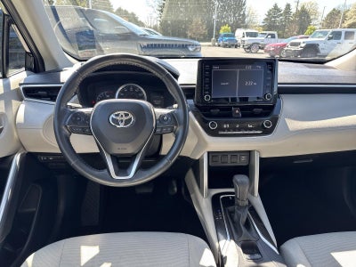 2022 Toyota Corolla Cross LE 4WD (Natl)
