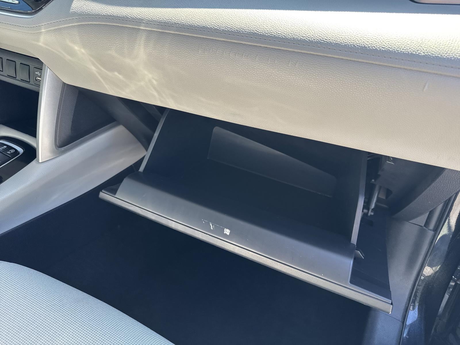 2022 Toyota Corolla Cross LE 4WD (Natl)