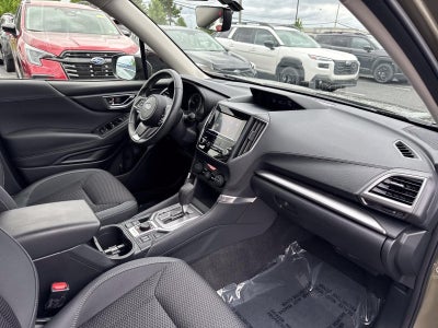 2024 Subaru Forester Premium AWD