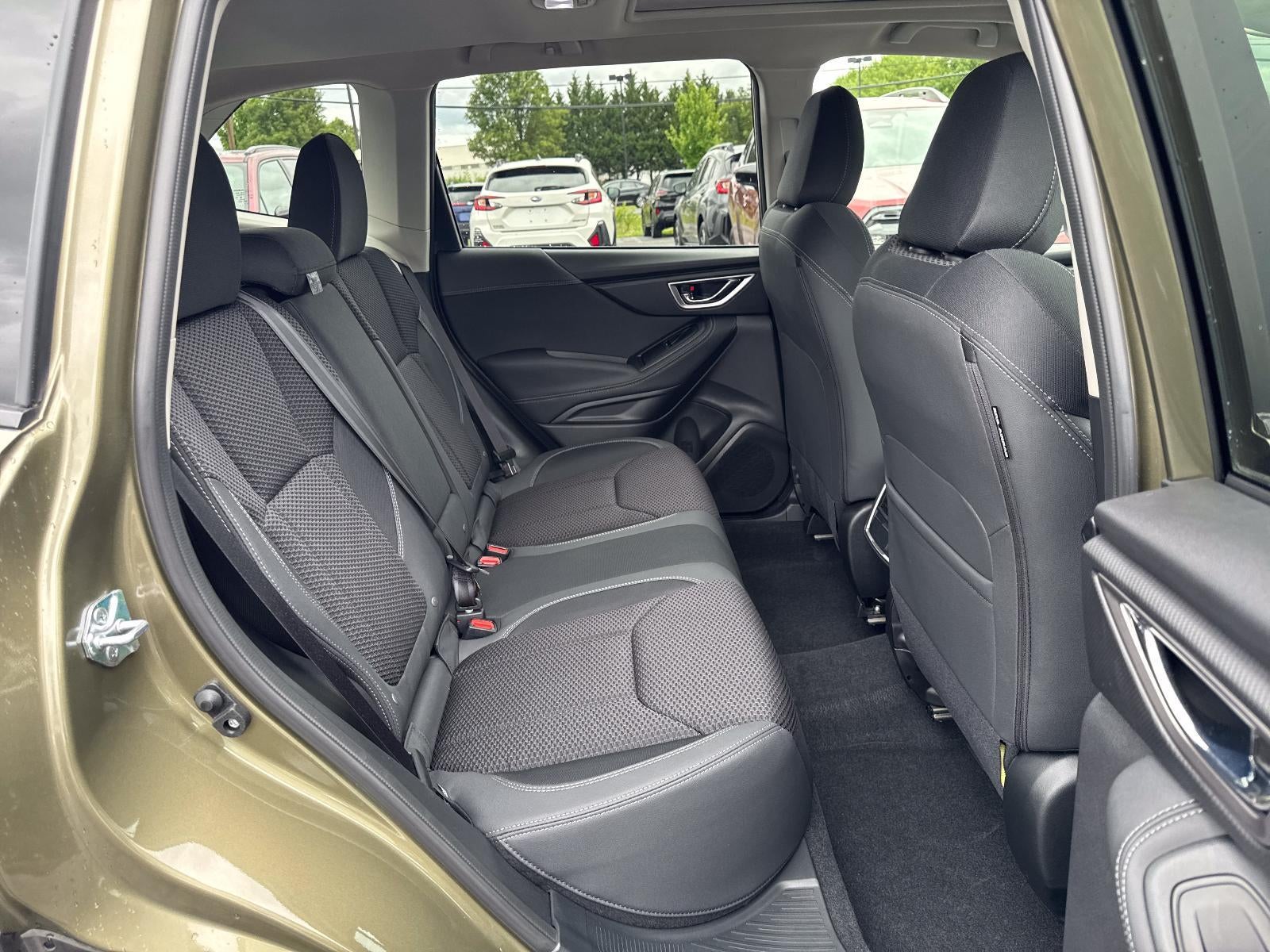 2024 Subaru Forester Premium AWD