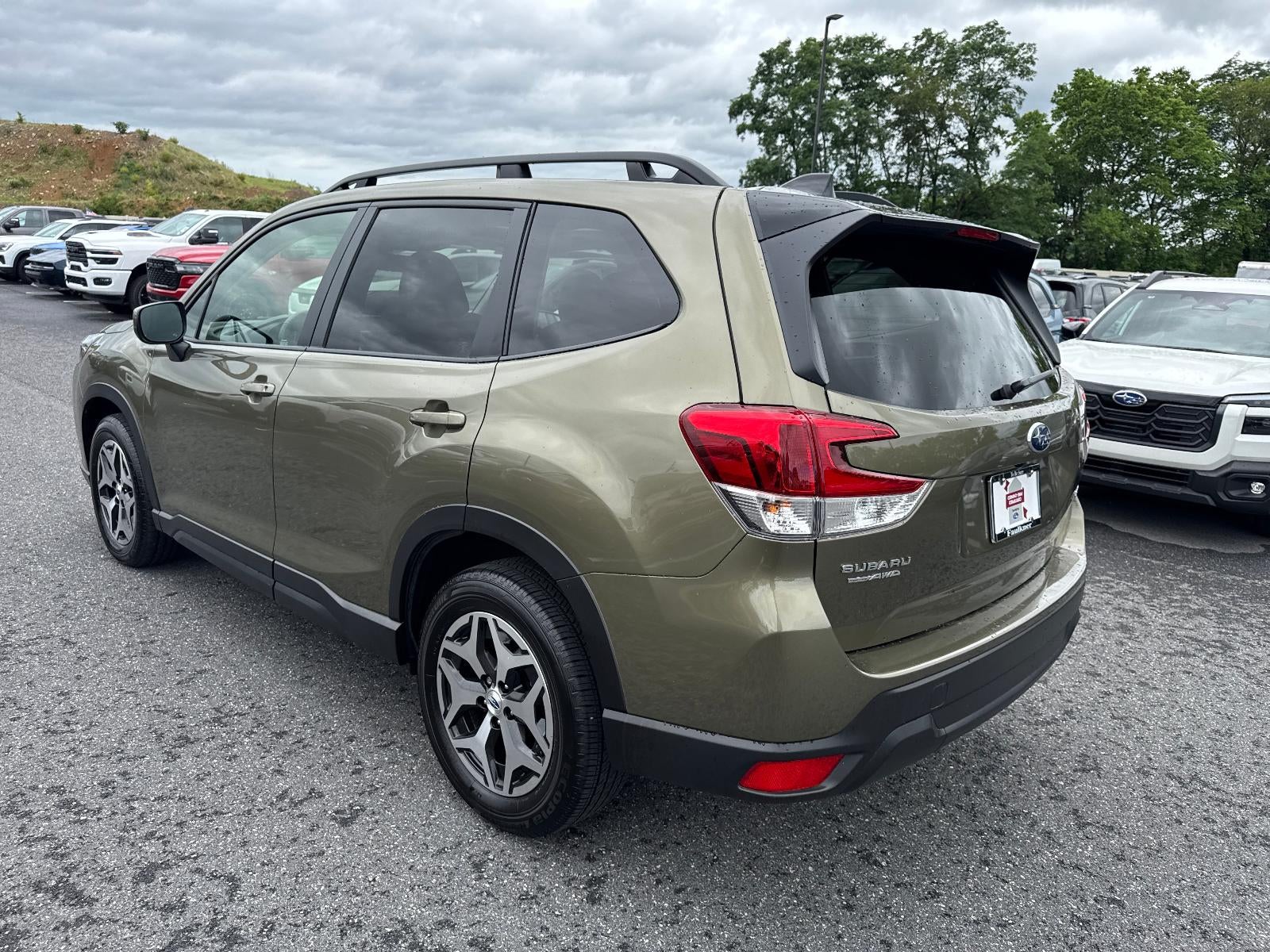 2024 Subaru Forester Premium AWD
