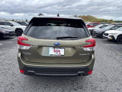 2024 Subaru Forester Premium AWD