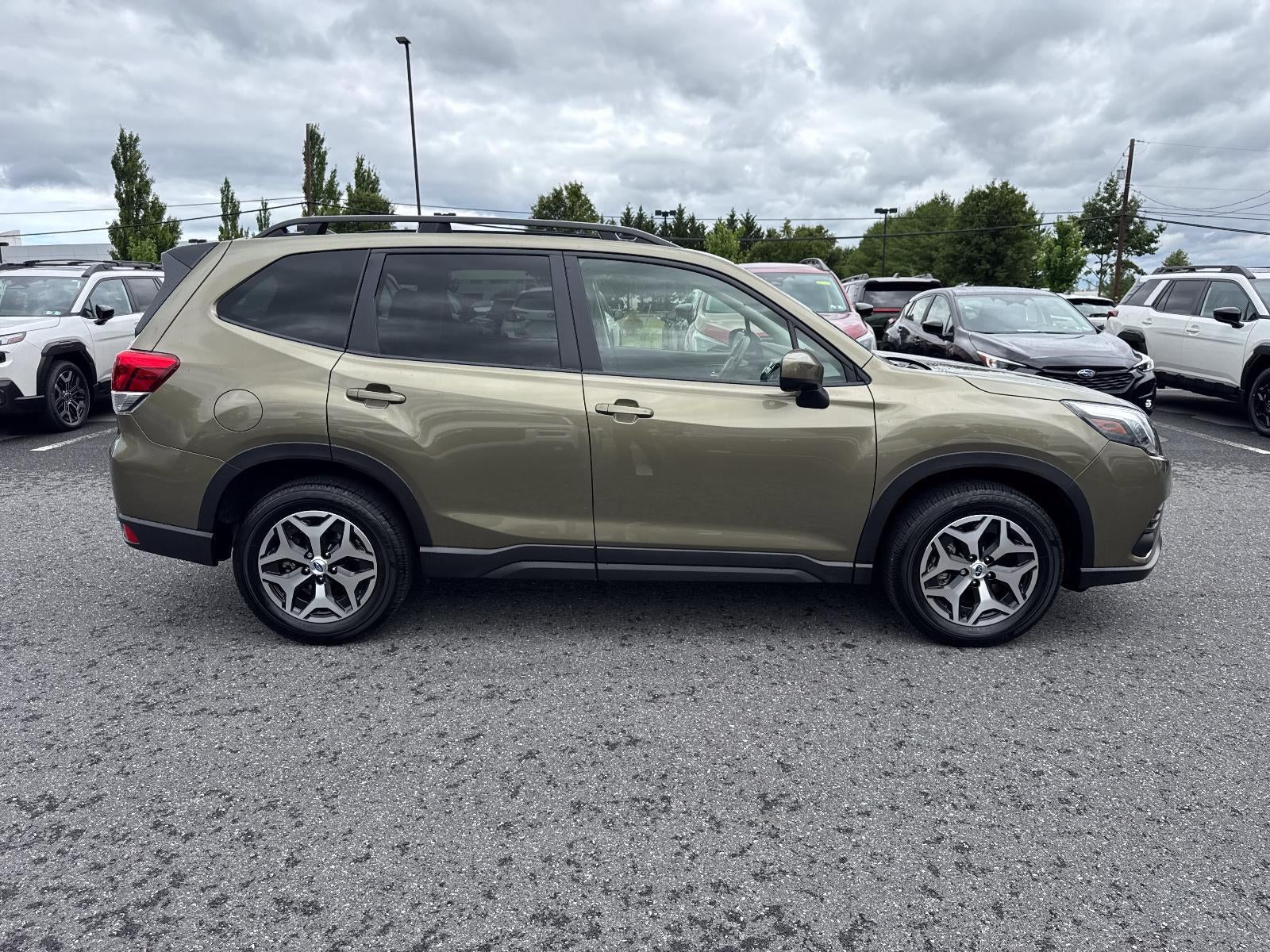 2024 Subaru Forester Premium AWD