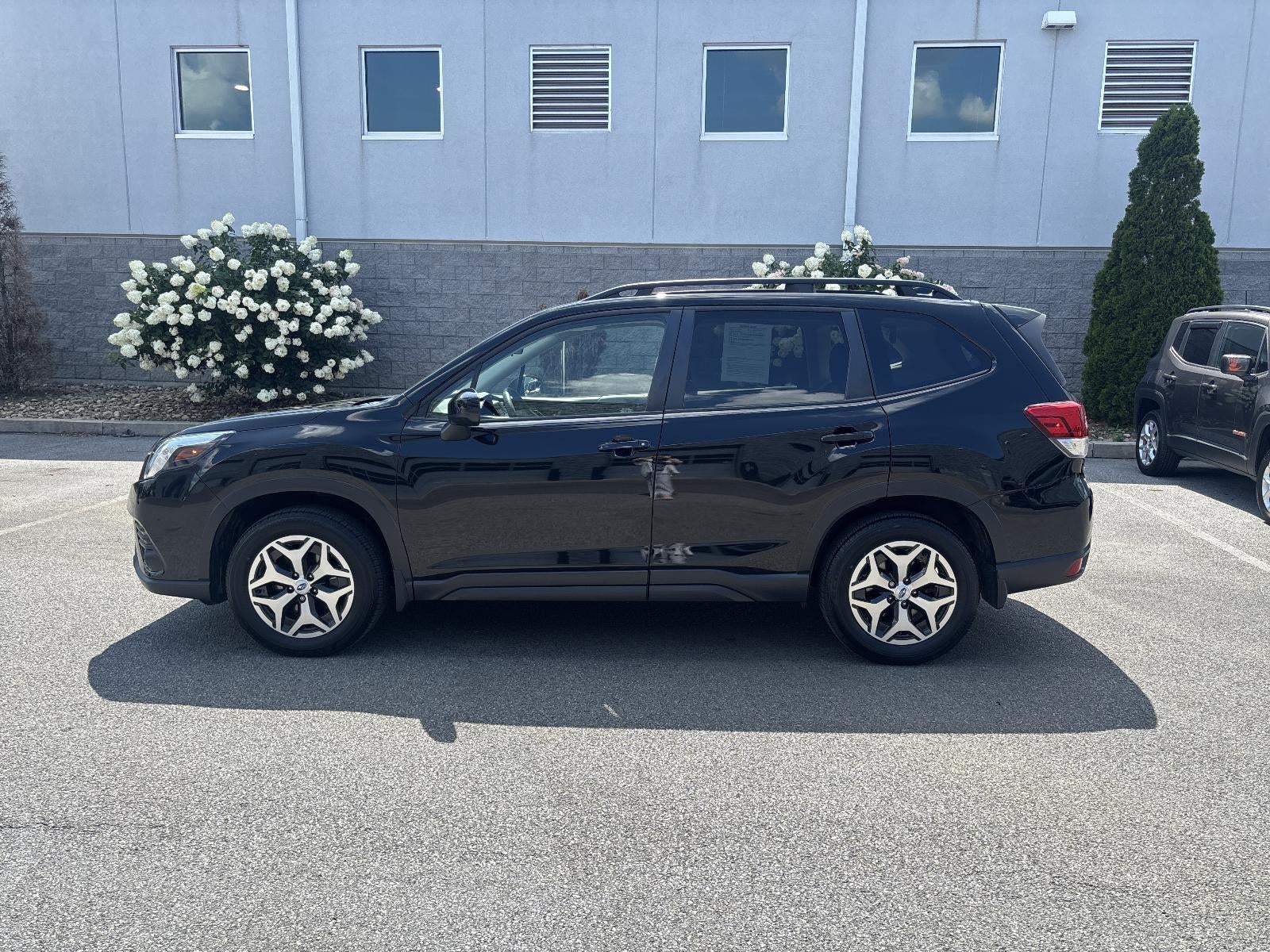 2024 Subaru Forester Premium AWD