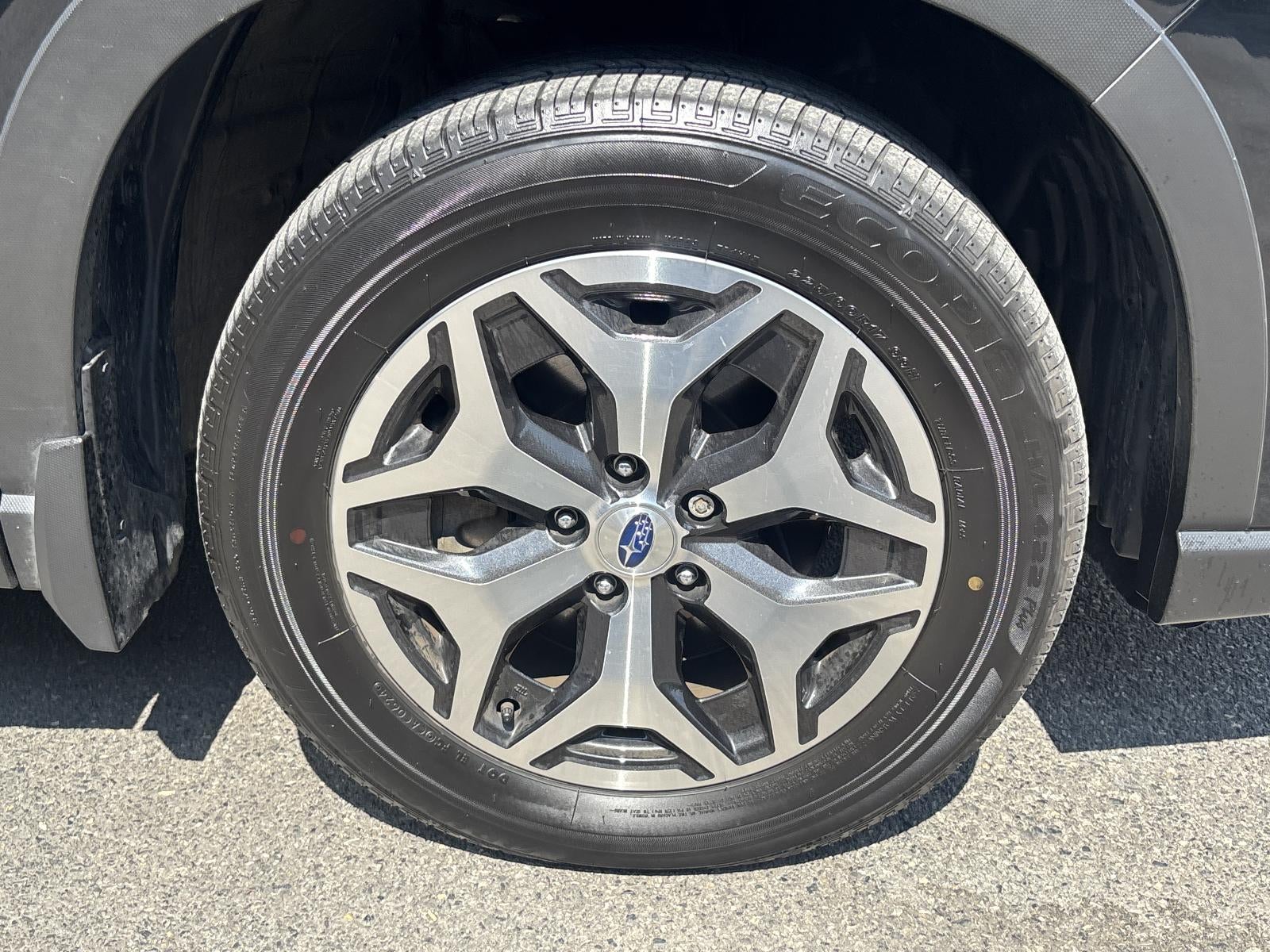 2024 Subaru Forester Premium AWD