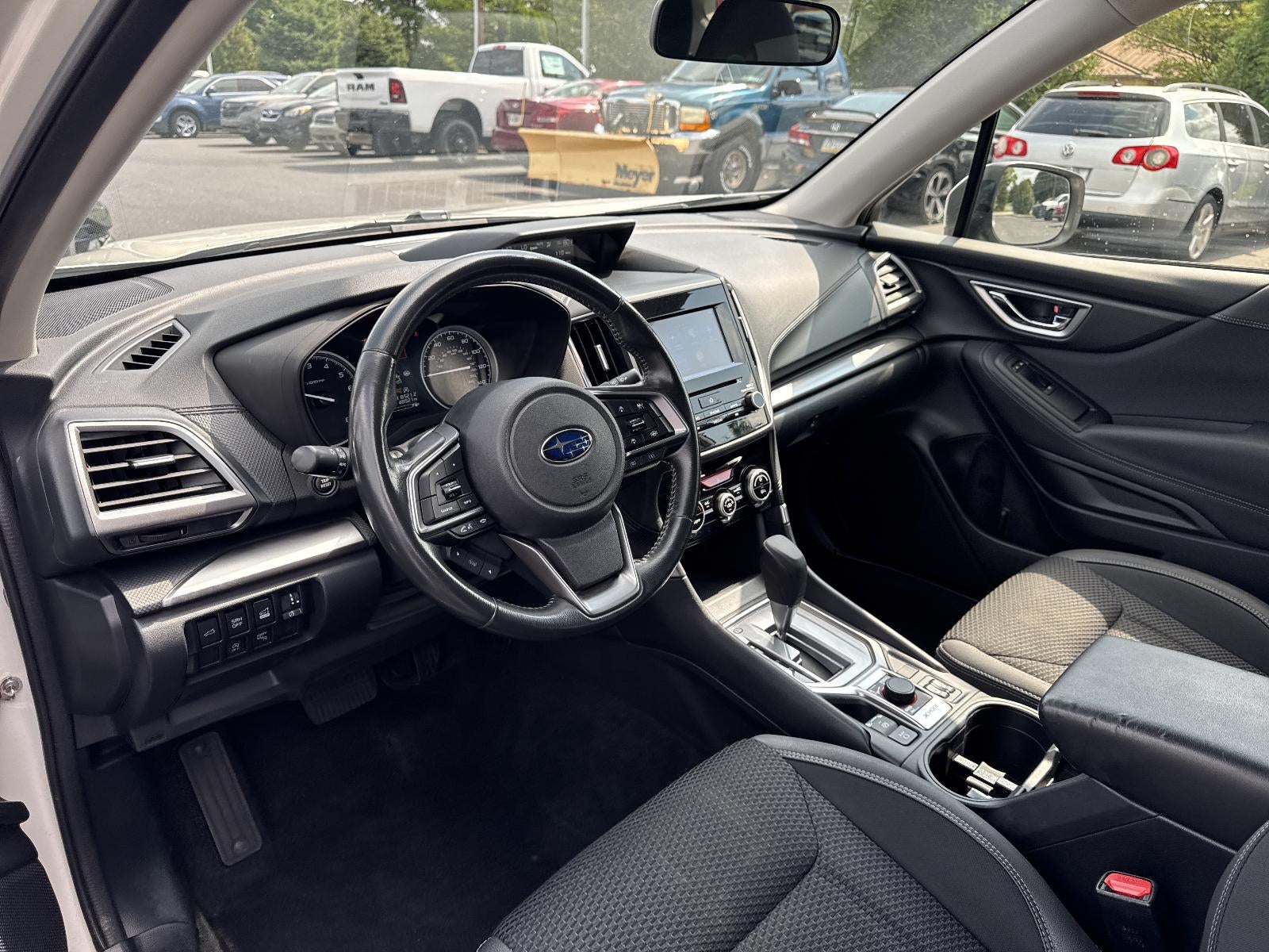 2023 Subaru Forester Premium CVT