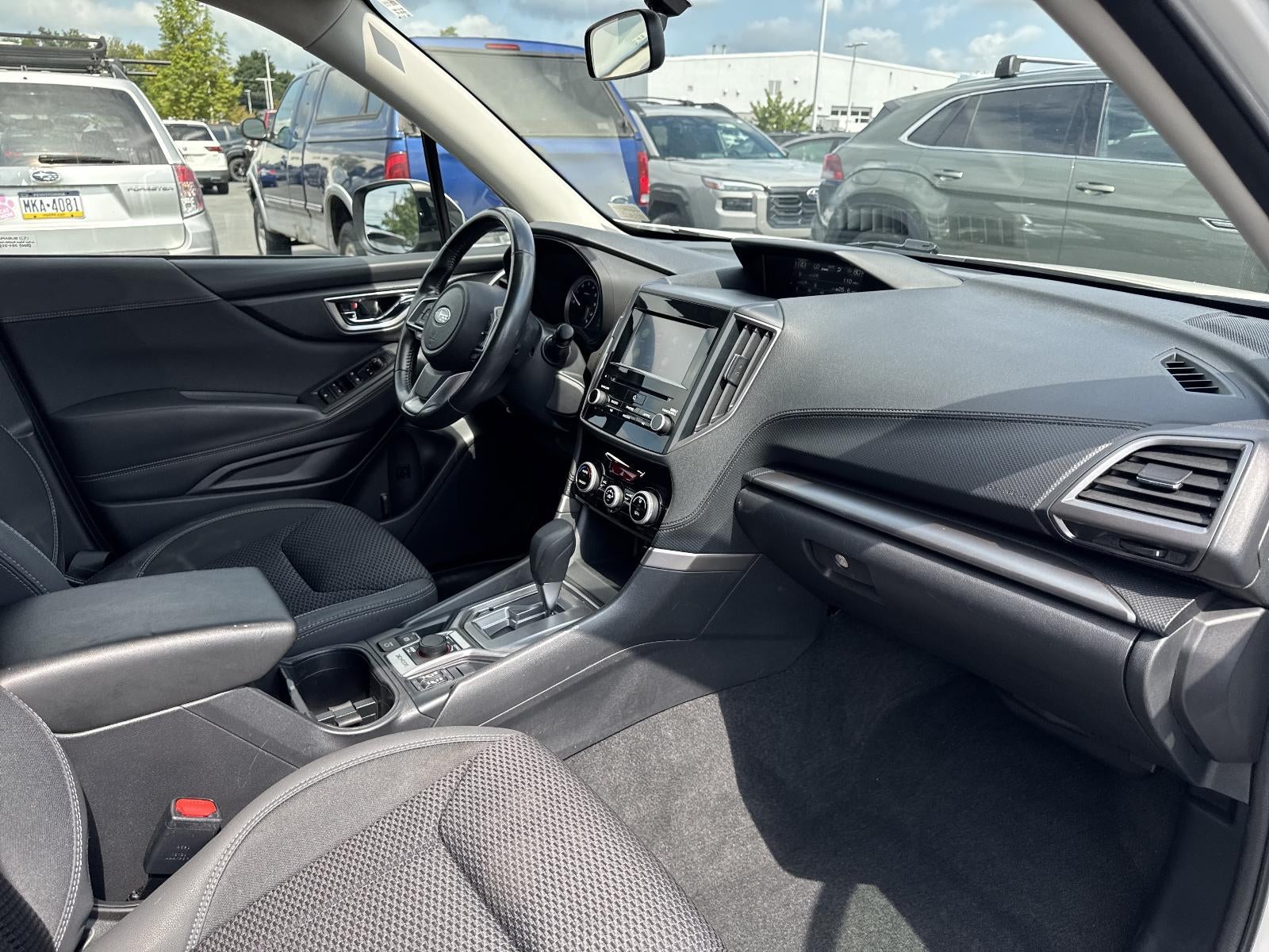 2023 Subaru Forester Premium CVT