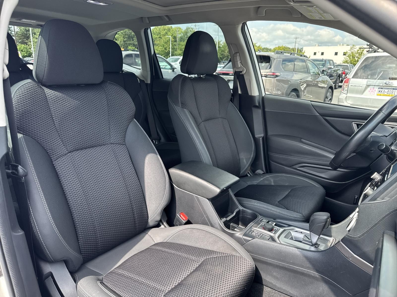 2023 Subaru Forester Premium CVT