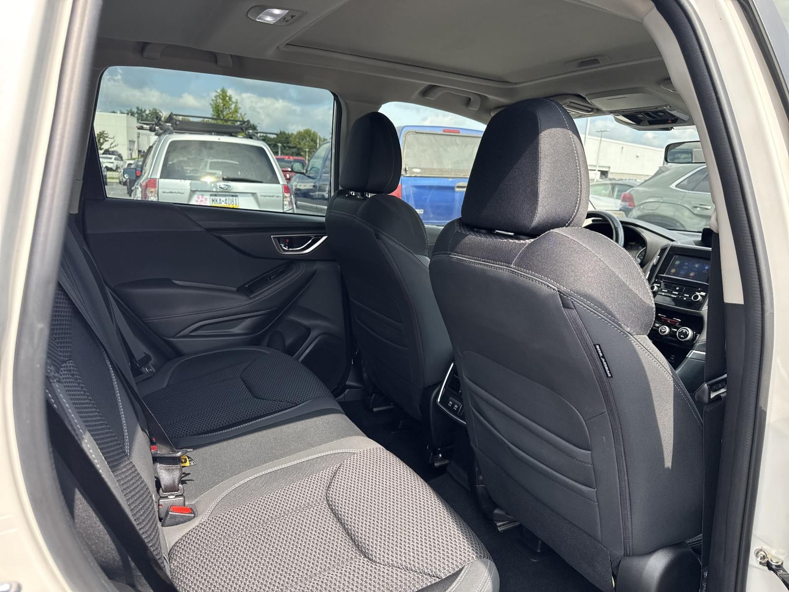 2023 Subaru Forester Premium CVT