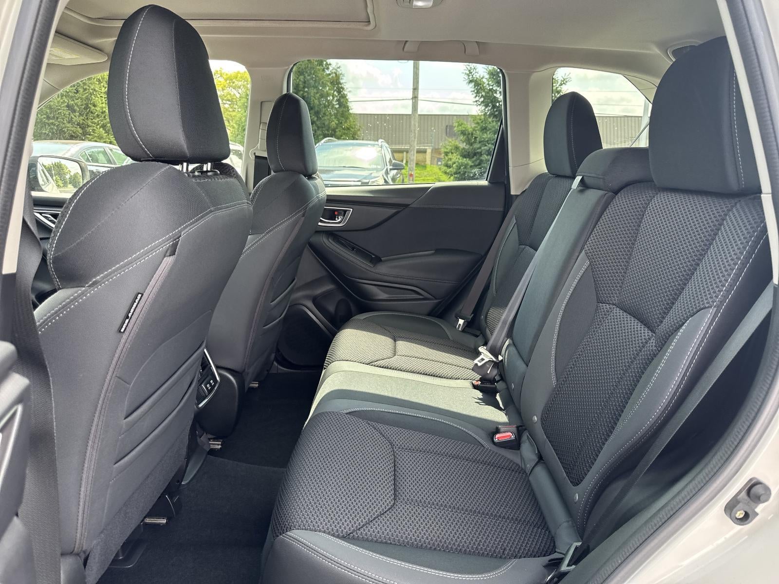 2023 Subaru Forester Premium CVT