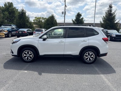 2023 Subaru Forester Premium CVT