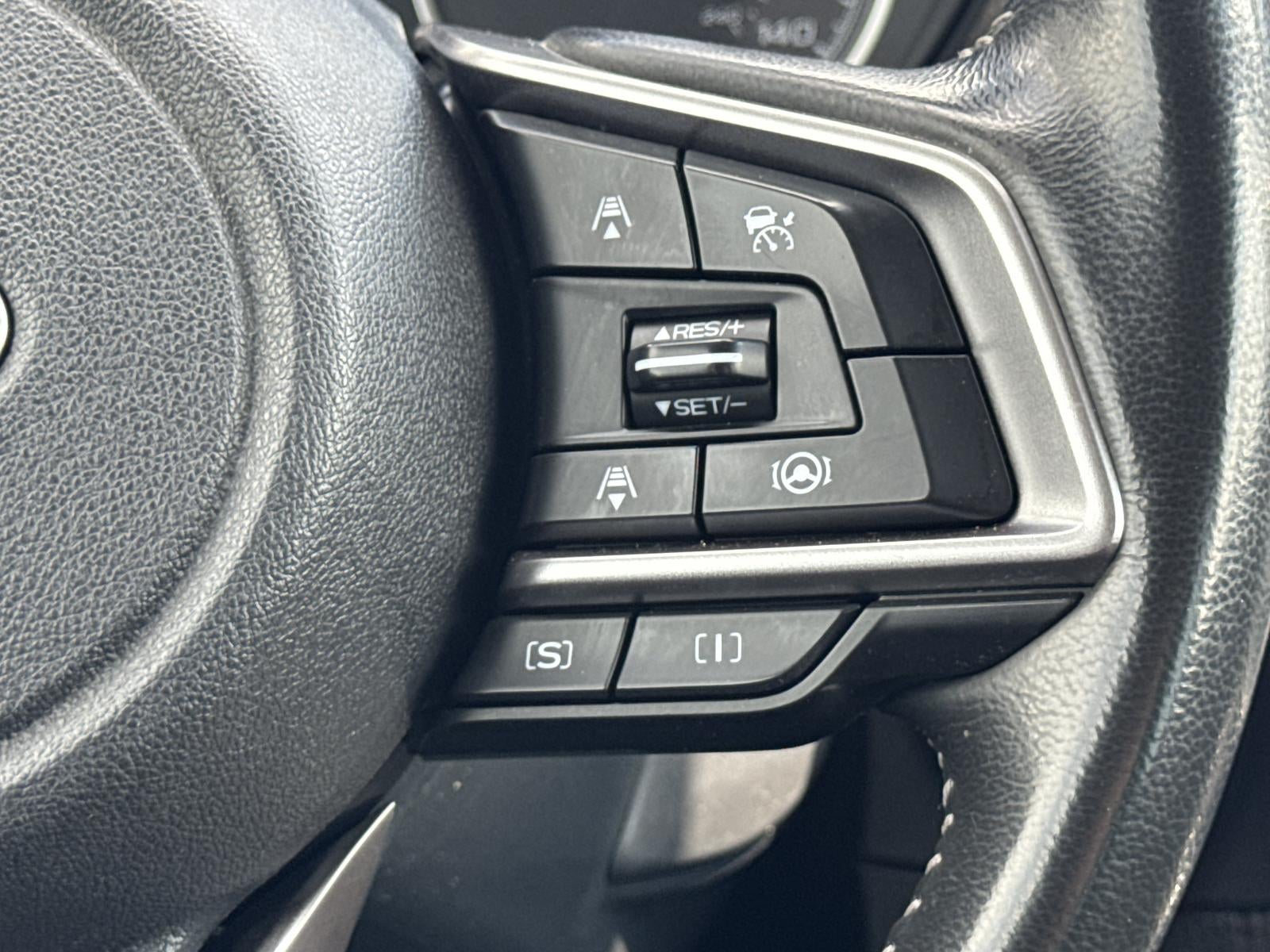 2023 Subaru Forester Premium CVT
