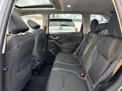 2023 Subaru Forester Premium CVT