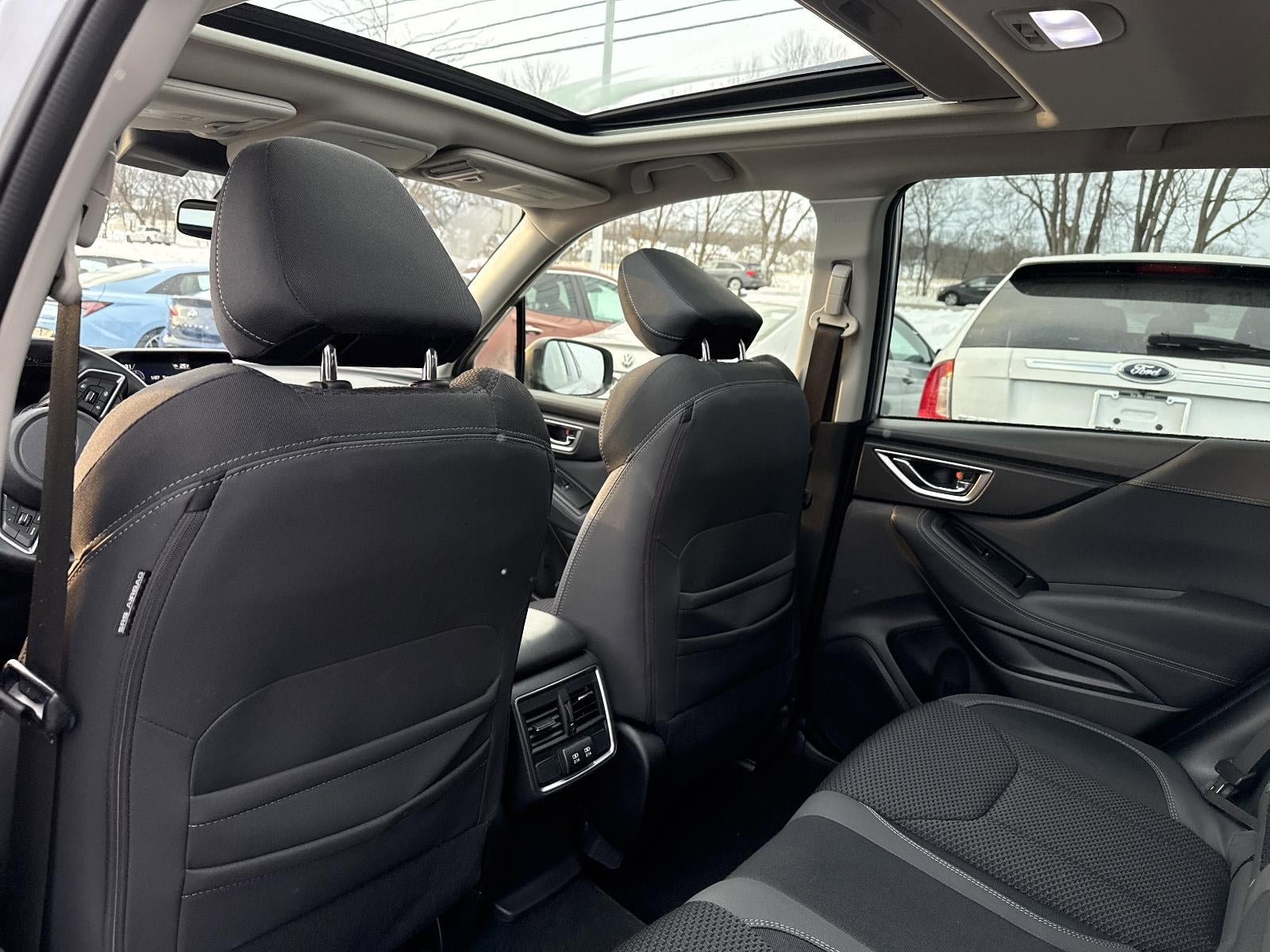 2023 Subaru Forester Premium CVT