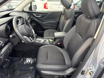 2023 Subaru Forester Premium CVT