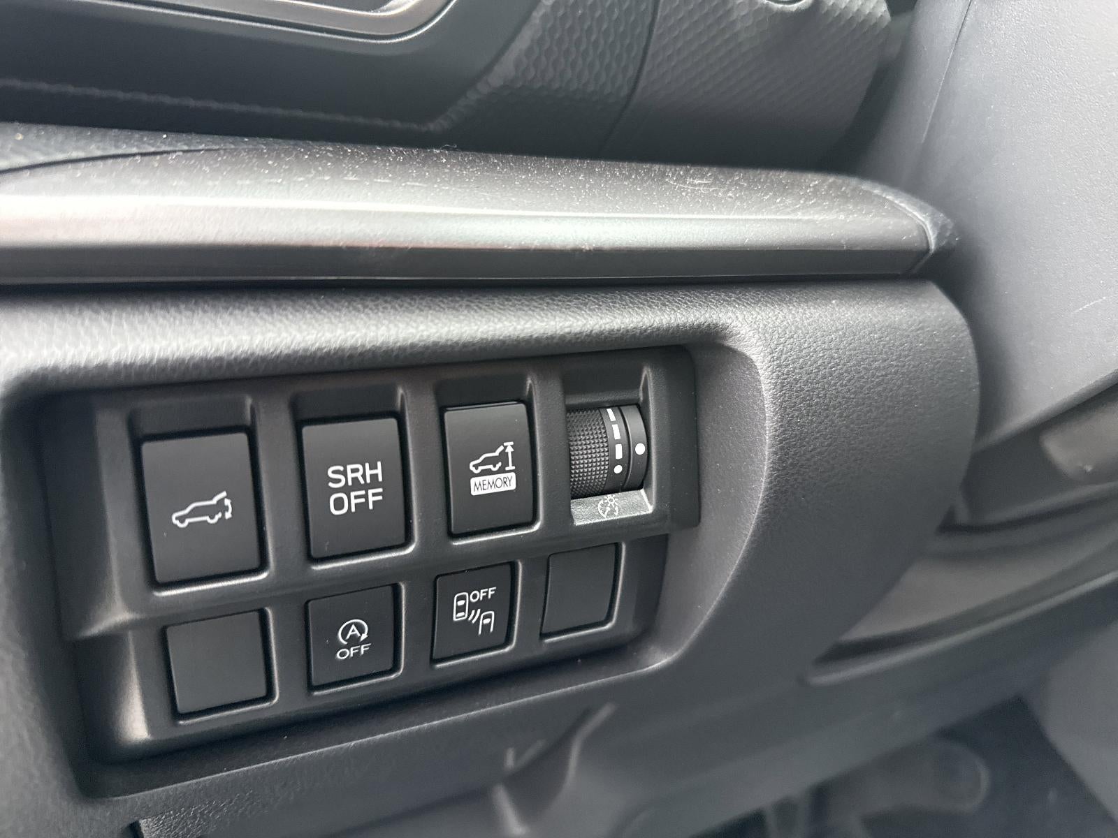 2023 Subaru Forester Premium CVT