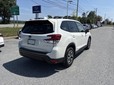 2023 Subaru Forester Premium CVT