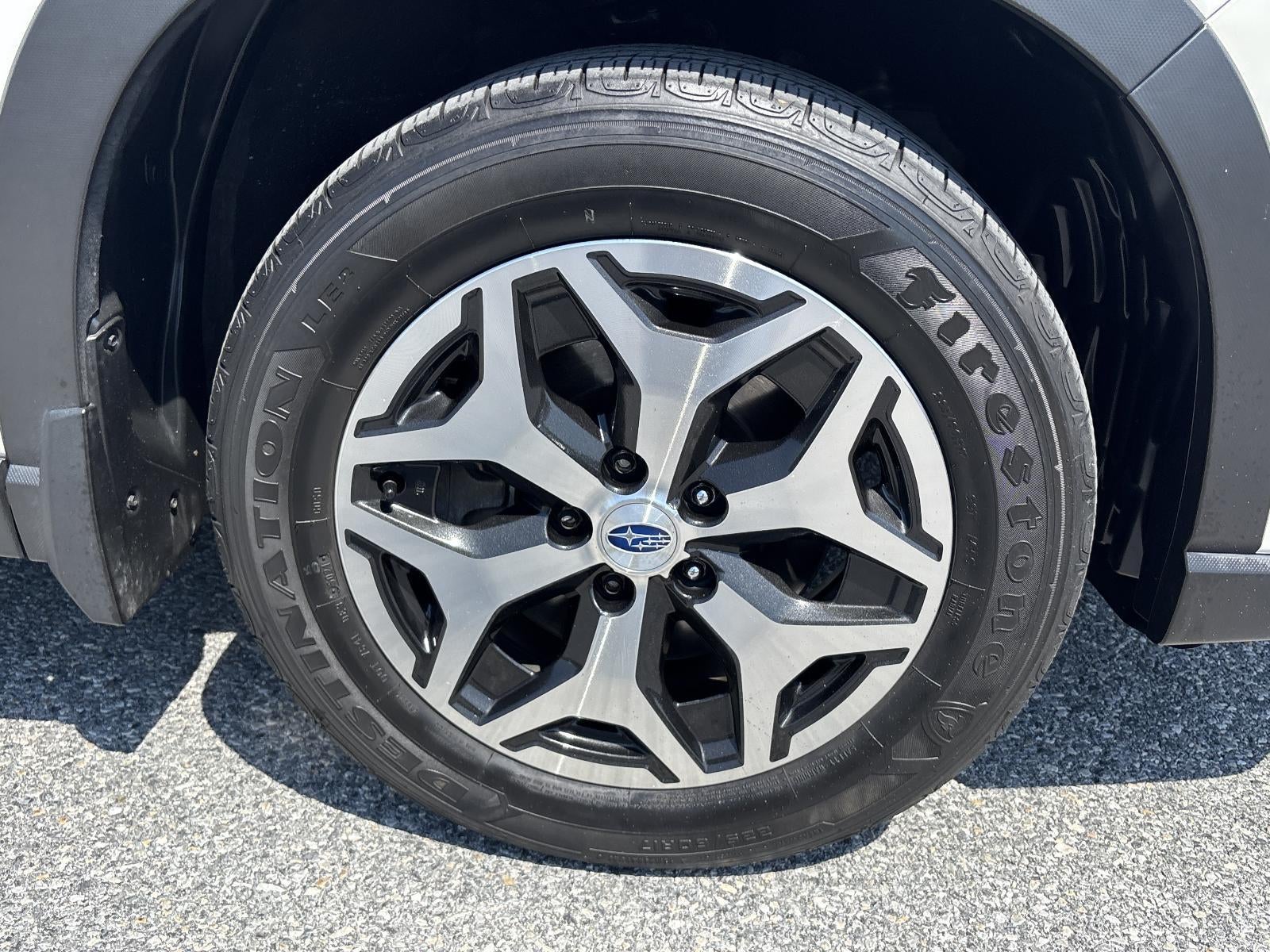 2023 Subaru Forester Premium CVT