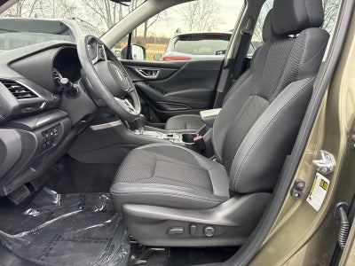 2023 Subaru Forester Premium CVT